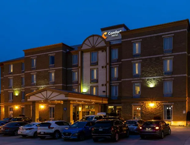 Comfort Hotel Bayer's Lake hotel detail image 2