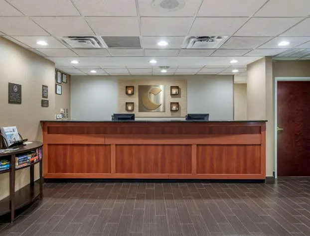 Comfort Suites Woodstock - Atlanta North hotel detail image 2