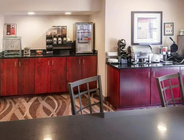 Cobblestone Inn & Suites - Durand hotel detail image 3