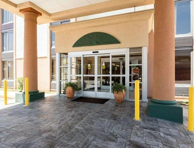 Quality Inn Shreveport Airport hotel detail image 2