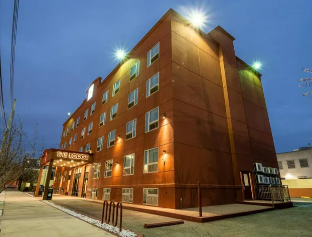 The Lodge Red Hook hotel detail image 1