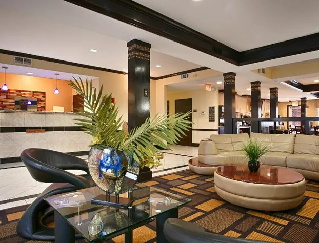 Best Western Plus Addison/Dallas Hotel hotel detail image 3