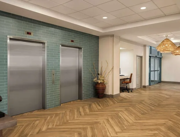 Hampton Inn Virginia Beach-Oceanfront South hotel detail image 4