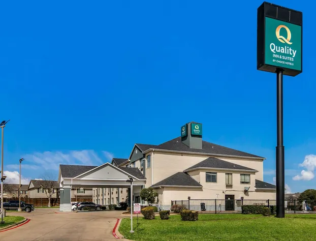 Quality Inn & Suites Fort Worth - Fossil Creek hotel detail image 1