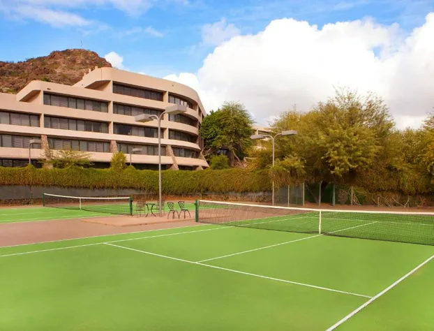 Marriott Phoenix Resort Tempe at The Buttes hotel detail image 3