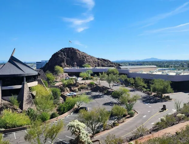 Marriott Phoenix Resort Tempe at The Buttes hotel detail image 4