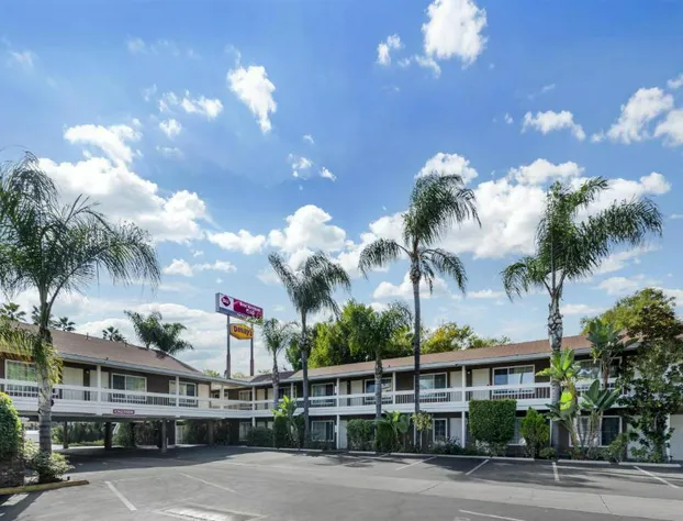 Best Western Plus Carriage Inn hotel detail image 2