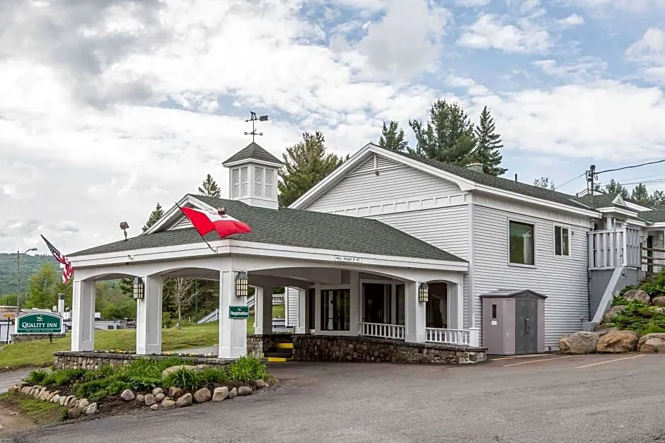 Quality Inn Lake Placid hotel hero
