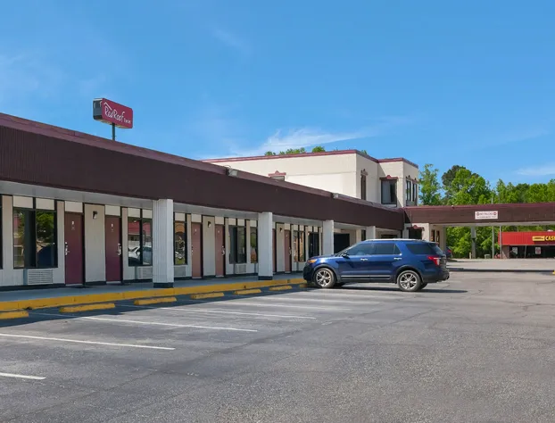 Red Roof Inn Dillon, SC hotel detail image 2