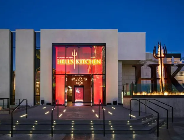 Caesars Palace hotel detail image 1