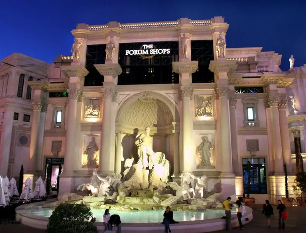 Caesars Palace hotel detail image 4