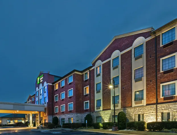 Holiday Inn Express & Suites Tulsa S Broken Arrow Hwy 51 by IHG hotel detail image 1