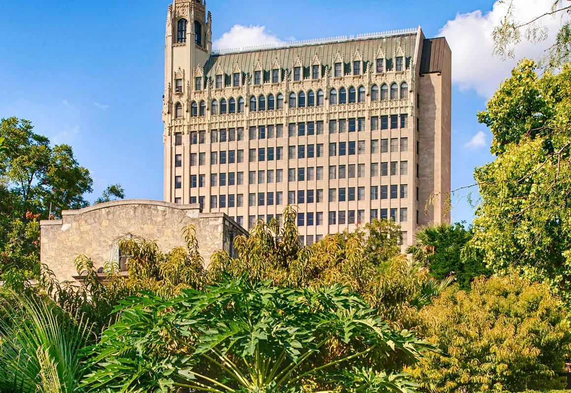 The Emily Morgan San Antonio - a DoubleTree by Hilton hotel hero