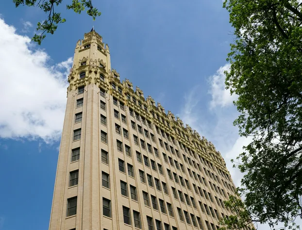 The Emily Morgan San Antonio - a DoubleTree by Hilton hotel detail image 2