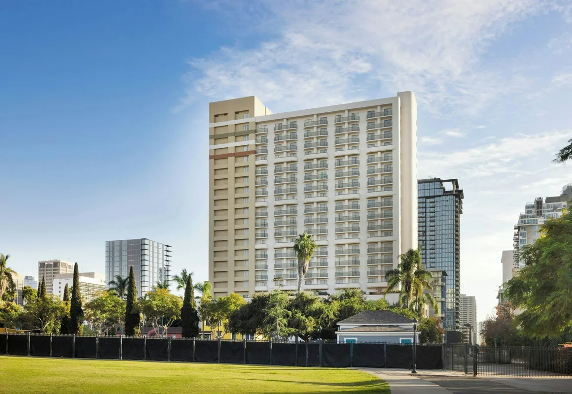 Courtyard by Marriott San Diego Downtown Little Italy hotel hero