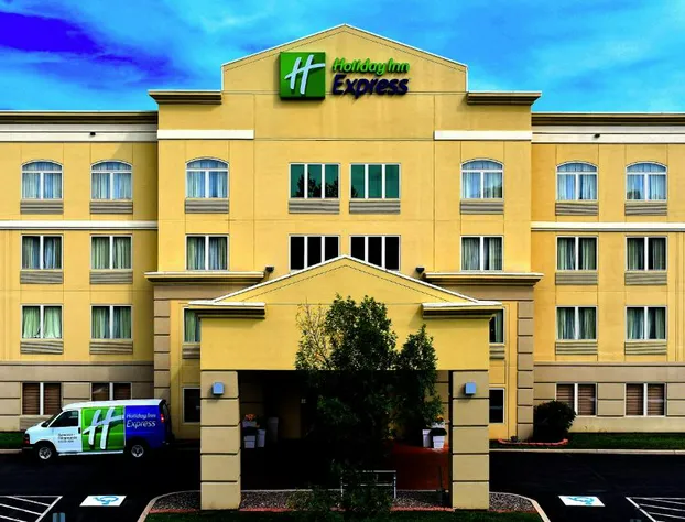 Holiday Inn Express Syracuse Fairgrounds by IHG hotel detail image 1