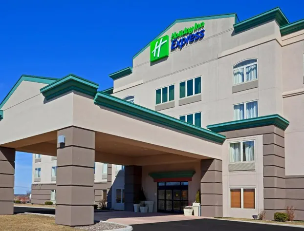Holiday Inn Express Syracuse Fairgrounds by IHG hotel detail image 3