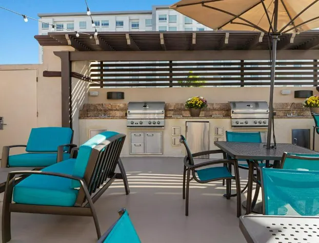 Peacock Suites hotel detail image 4