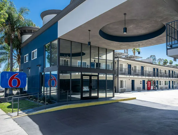 Motel 6 Anaheim, CA - Convention Center hotel detail image 2