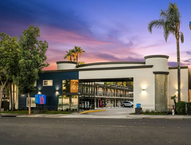 Motel 6 Anaheim, CA - Convention Center hotel detail image 4