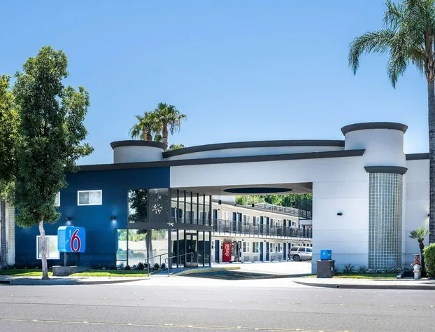 Motel 6 Anaheim, CA - Convention Center hotel detail image 3