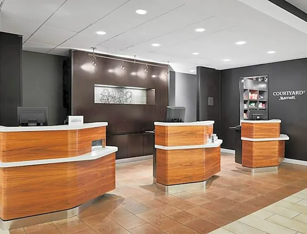 Courtyard by Marriott Milwaukee Downtown hotel detail image 2