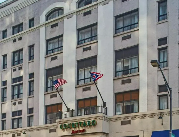 Courtyard by Marriott Columbus Downtown hotel detail image 1