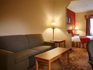 Best Western Plus New Cumberland Inn & Suites hotel detail image 3