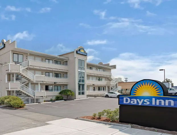 Days Inn by Wyndham Seattle North of Downtown hotel detail image 2