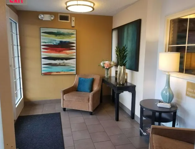 Sonesta Simply Suites Dallas Galleria hotel detail image 1