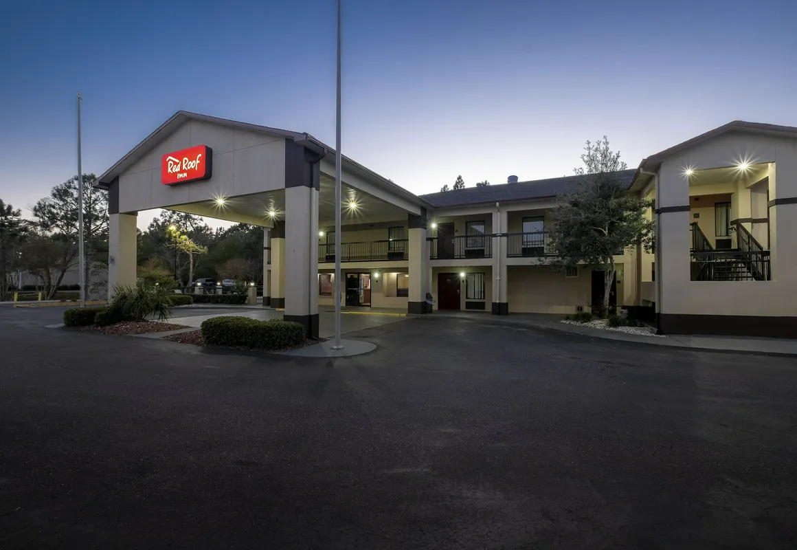 Red Roof Inn Gulf Shores hotel hero