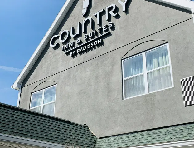 Country Inn & Suites by Radisson, Ithaca, NY hotel detail image 3