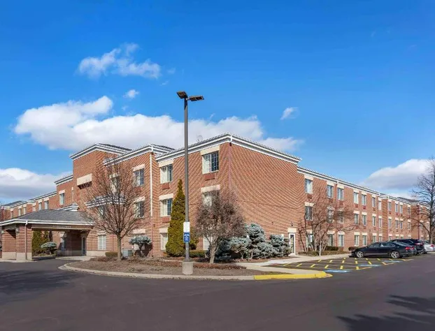 Extended Stay America Select Suites Chicago Westmont Oak Brook hotel detail image 1