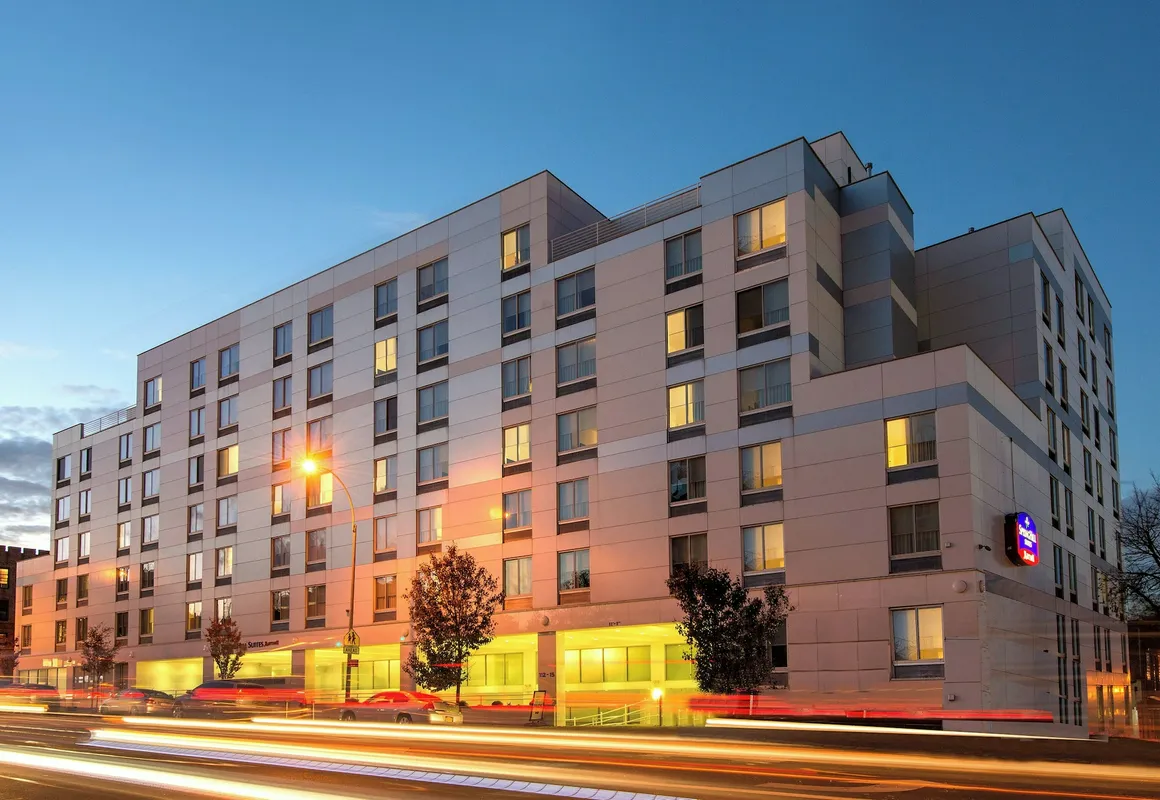 SpringHill Suites by Marriott New York LaGuardia Airport hotel hero