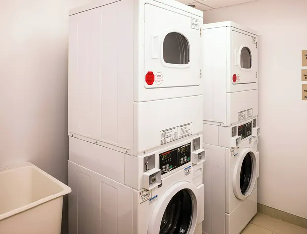 SpringHill Suites by Marriott New York LaGuardia Airport hotel detail image 4