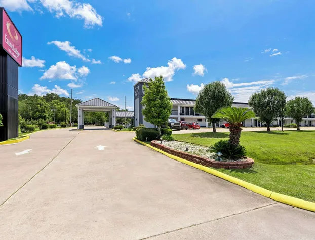 Econo Lodge Inn & Suites Ocean Springs - Biloxi hotel detail image 3