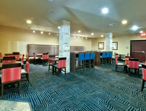 Comfort Suites Arlington - Entertainment District hotel detail image 4