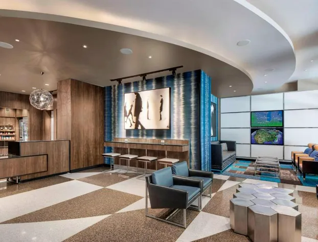 Fairfield Inn & Suites Chicago Downtown / Magnificent Mile hotel detail image 2