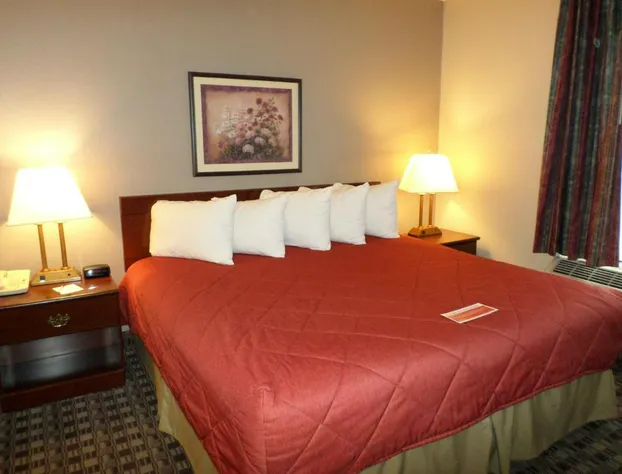 Wingate by Wyndham Canton/Hall of Fame hotel detail image 4