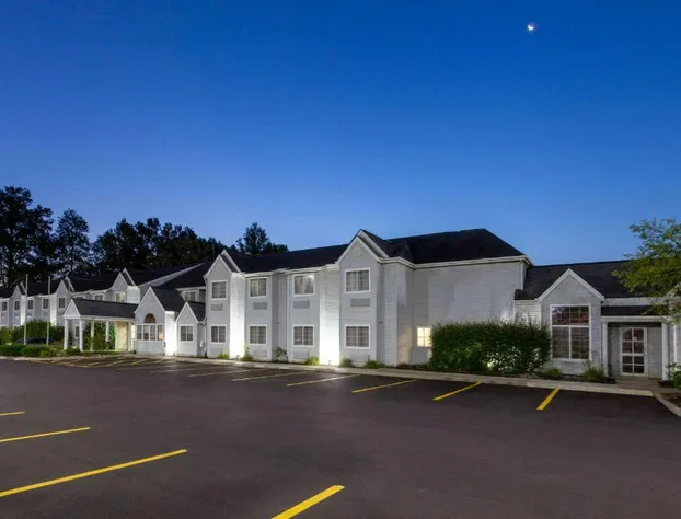 Microtel Inn & Suites by Wyndham Sunbury/Columbus North hotel detail image 1