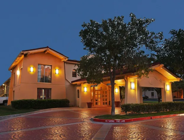 La Quinta Inn by Wyndham Amarillo Mid-City hotel detail image 3