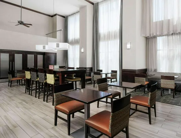 Hampton Inn & Suites Lubbock Southwest hotel detail image 2