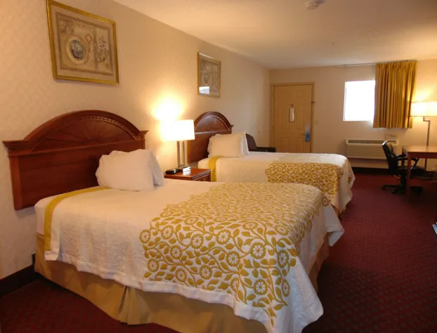 Days Inn by Wyndham Huntington hotel detail image 3