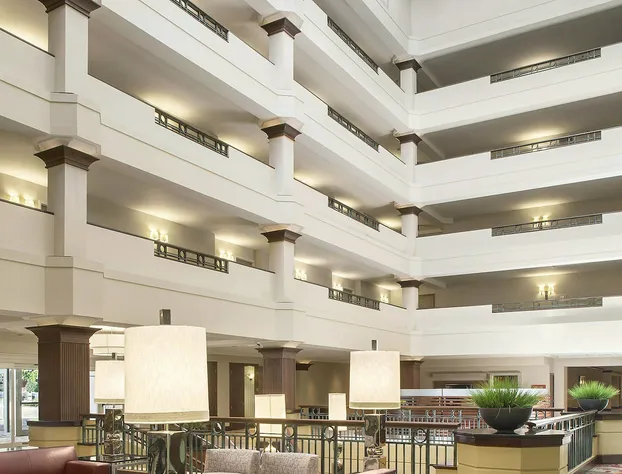 Sheraton Suites Akron Cuyahoga Falls hotel detail image 2