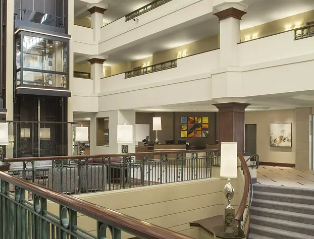 Sheraton Suites Akron Cuyahoga Falls hotel detail image 3