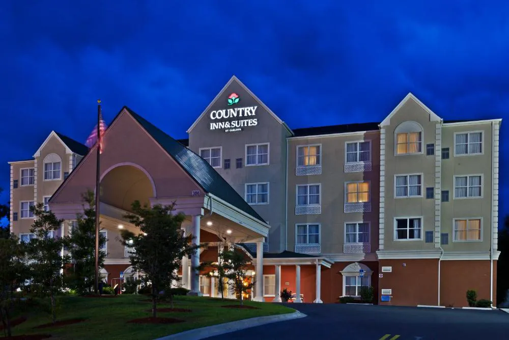 Country Inn & Suites by Radisson, Tallahassee-University Area, FL hotel hero