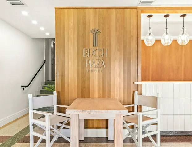 Beach Plaza hotel detail image 4