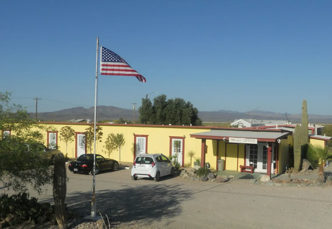 Marine Motel hotel hero