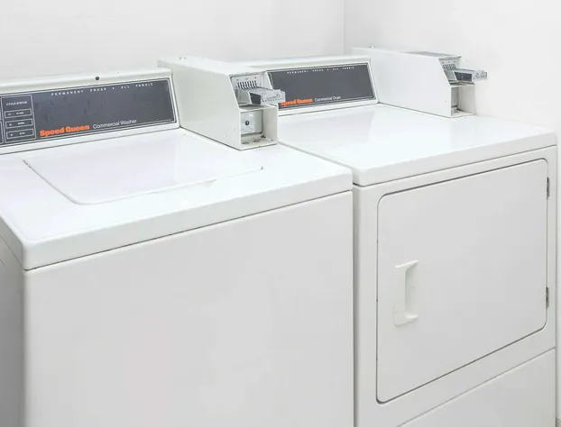 Days Inn & Suites by Wyndham Brinkley hotel detail image 2