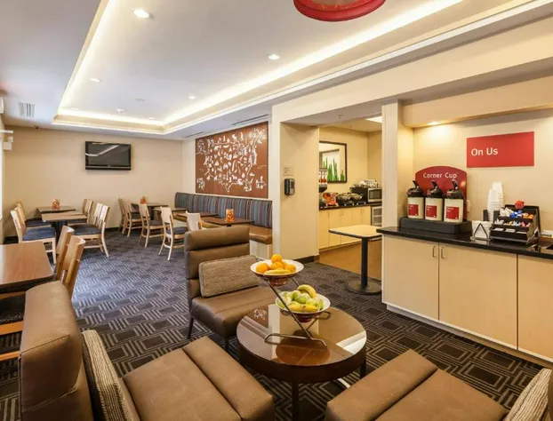 Towneplace Suites Marriott Jacksonville Butler Boulevard hotel detail image 1